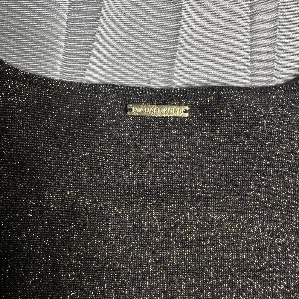 Michael Kors Small Top Black Gold Metallic Thread Shimmery Classy Cotton‎ Blend